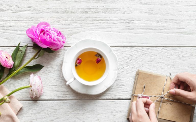 Unboxing Experience Telling a story